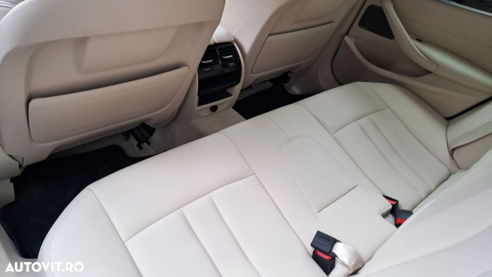 BMW Seria 5 530i Aut. - 8