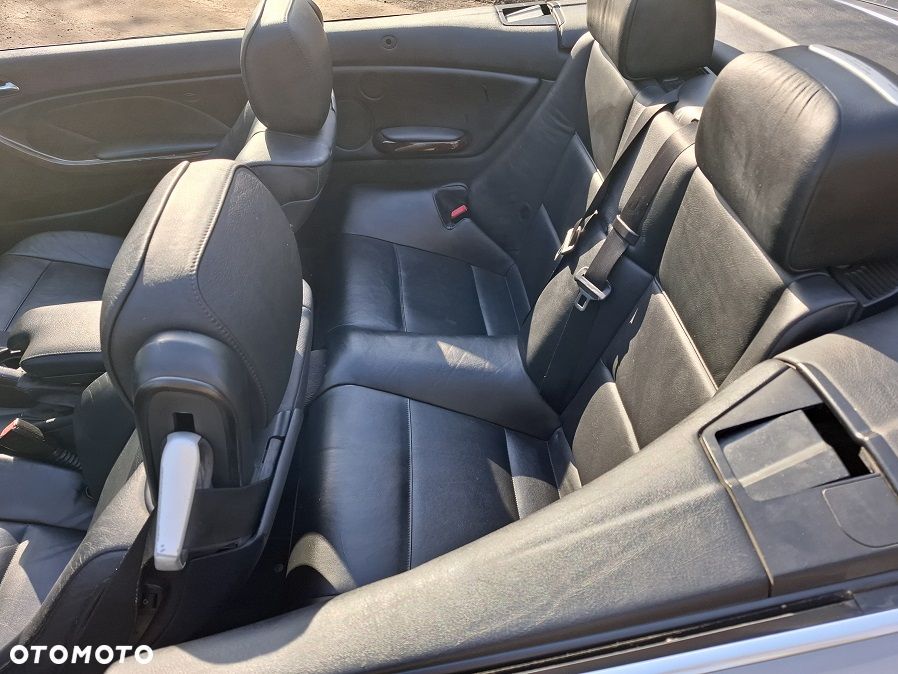 BMW Seria 3 325 Ci - 12