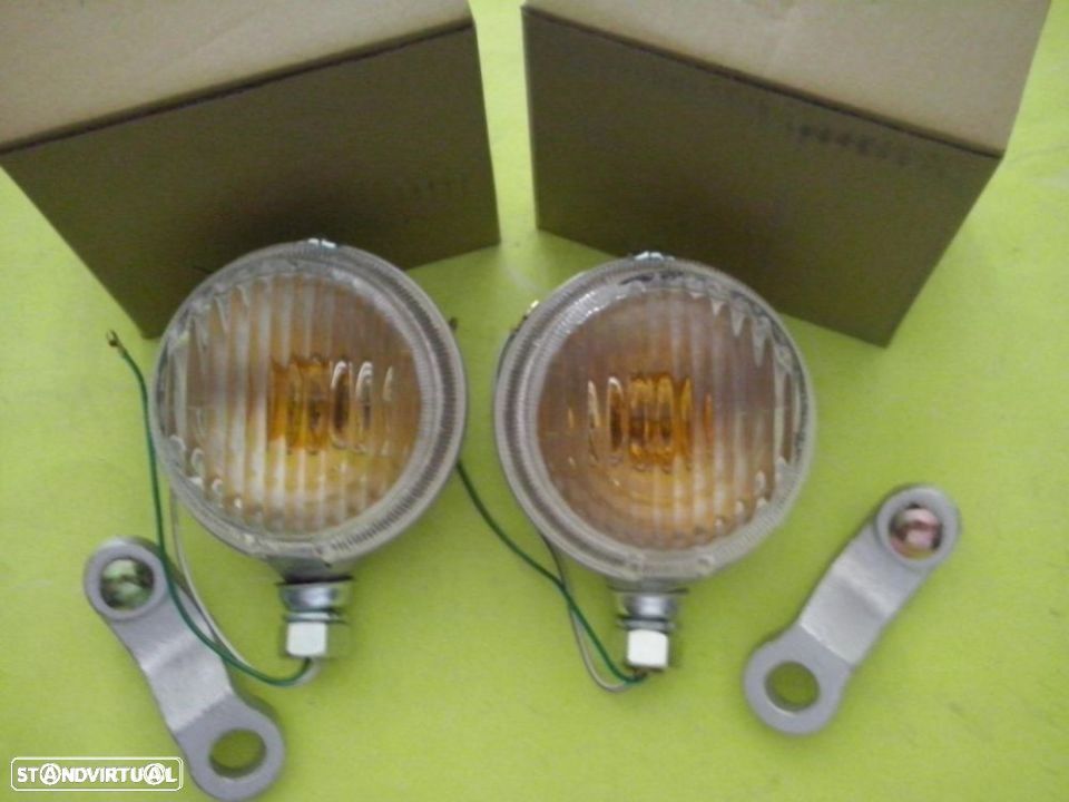 Faróis Farol de Nevoeiro Toyota Land Cruiser Bj40 (NOVOS) - 1