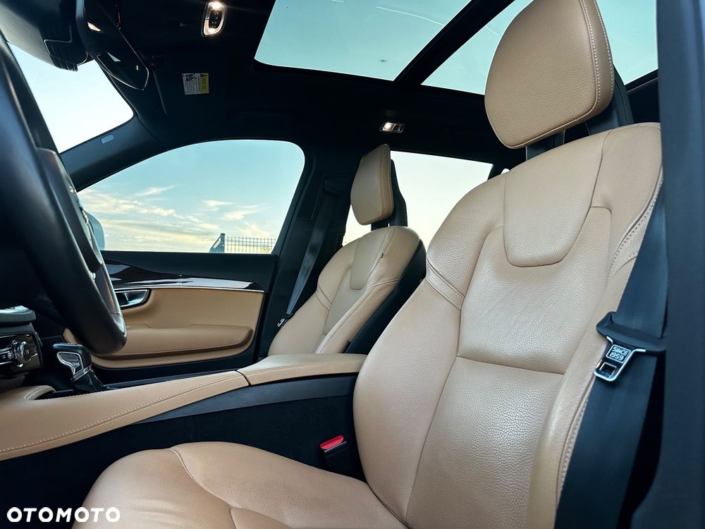 Volvo XC 90 T6 AWD Momentum 7os - 19