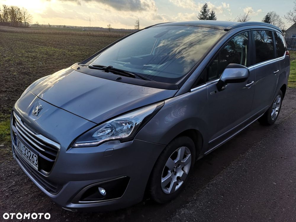 Peugeot 5008 - 1