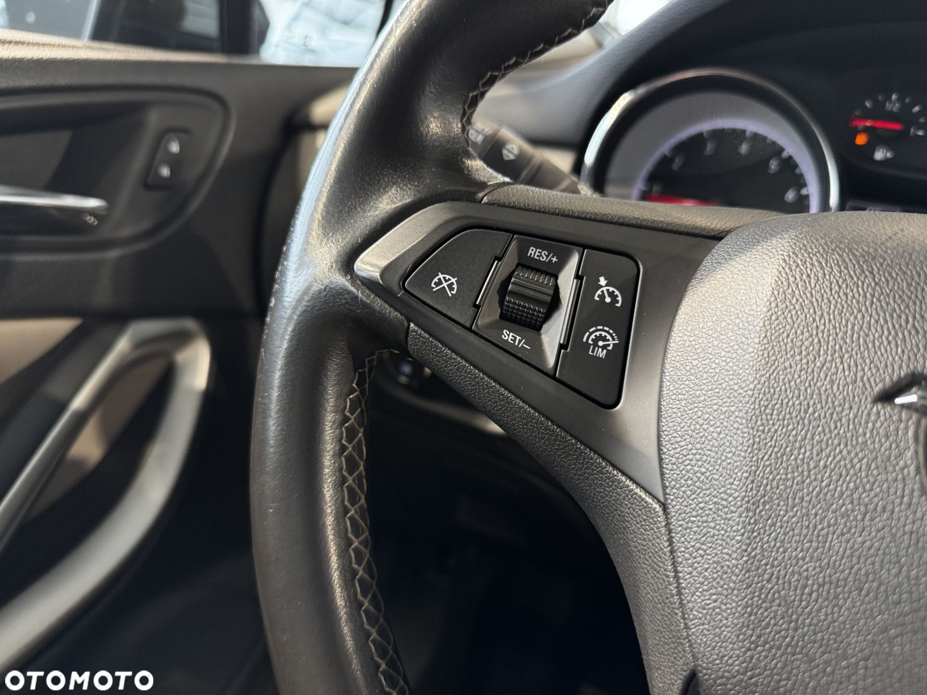 Opel Astra - 18