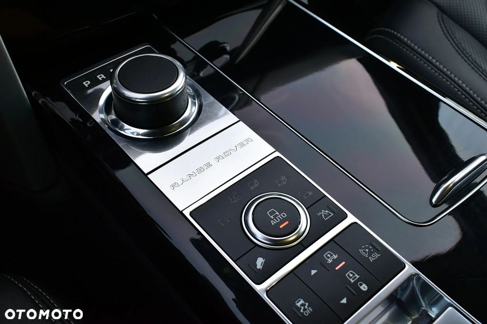 Land Rover Range Rover 4.4SD V8 AB Black - 16