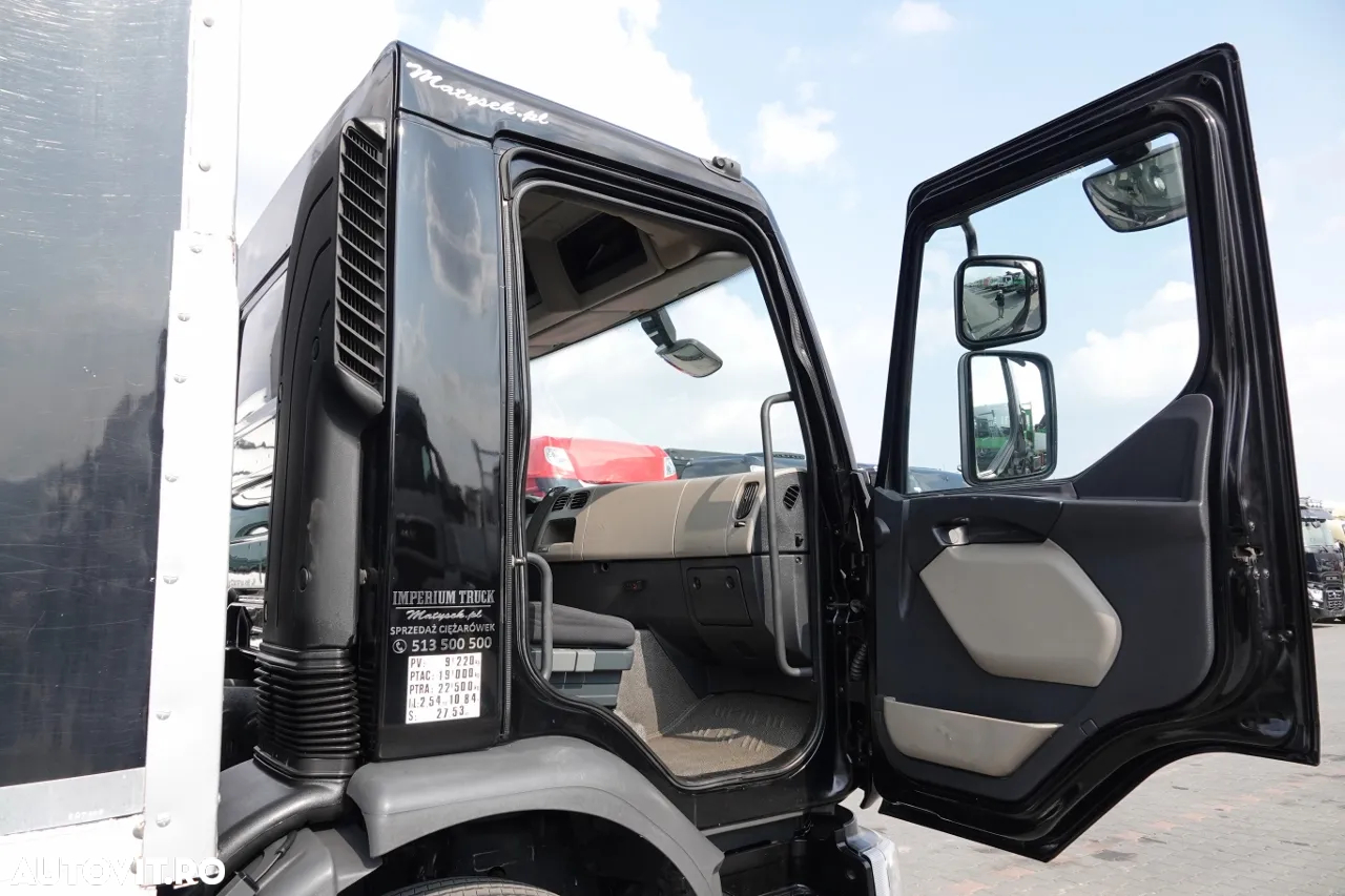 Renault PREMIUM 280 DXI / CONTAINER - 8.9 M / SOLO / LIFT - 32
