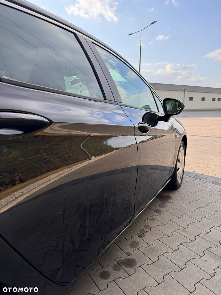 Opel Astra 1.6 CDTI Dynamic S&S - 19