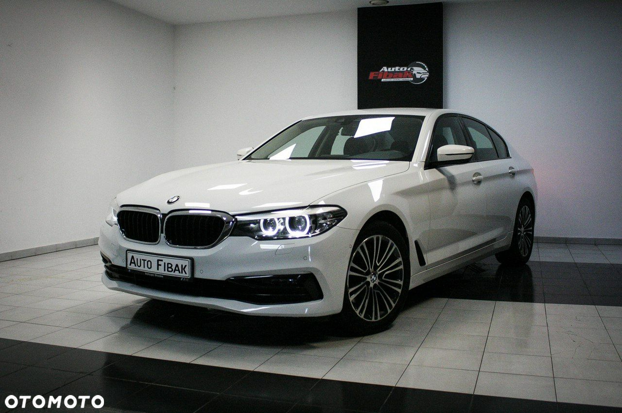 BMW Seria 5 520d xDrive Sport Line sport - 4