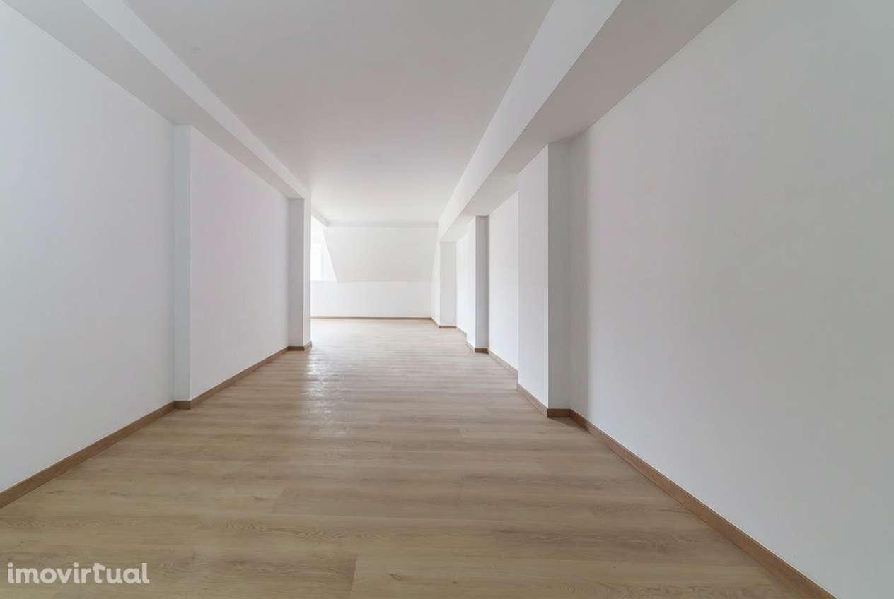 Espaço comercial no coração da cidade de Ponte da Barca com 90m2 - Grande imagem: 5/10