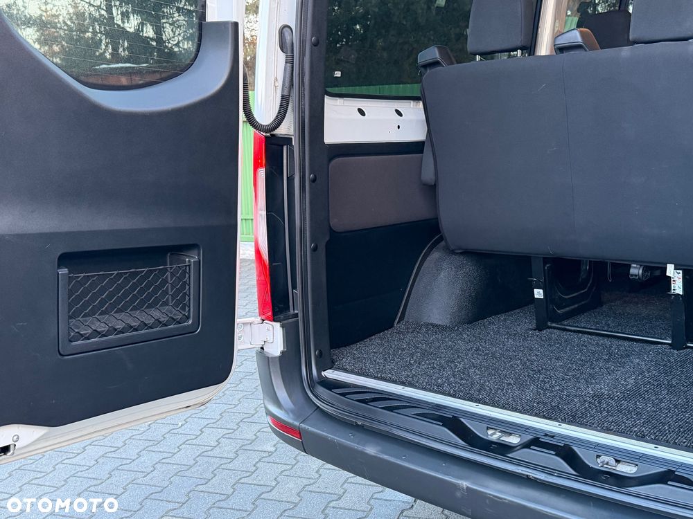 Mercedes-Benz Sprinter Tourer Standard HA CREW - 27
