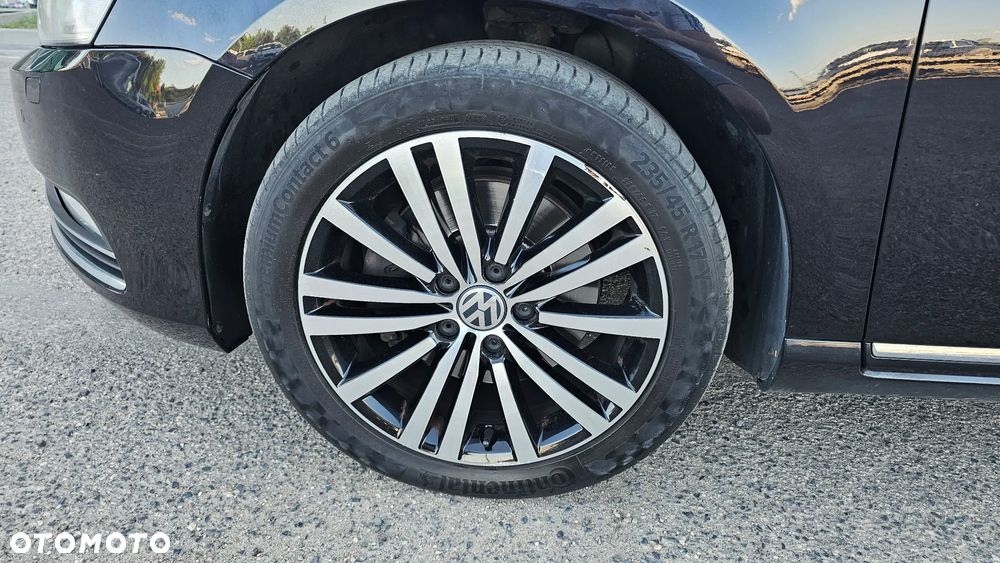 Volkswagen Passat 2.0 TDI Comfortline DSG - 13