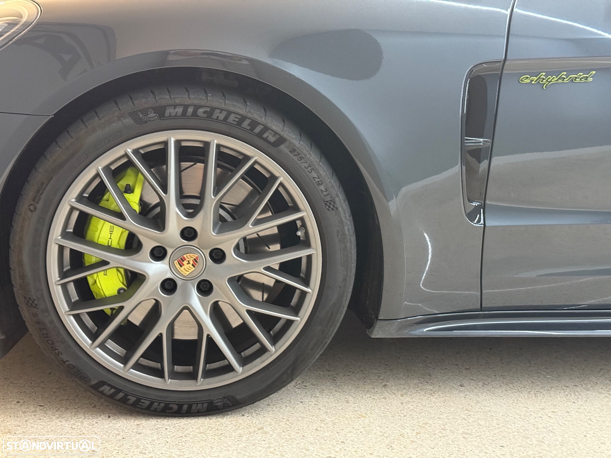 Porsche Panamera Sport Turismo 4S E-Hybrid - 19
