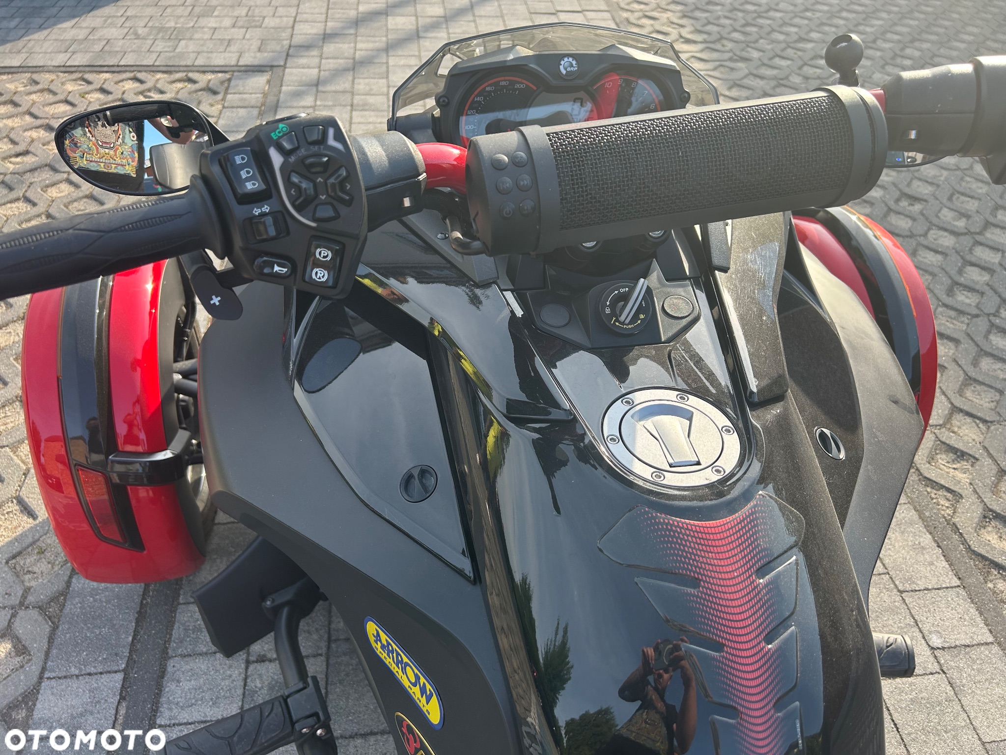 Can-Am Spyder - 29