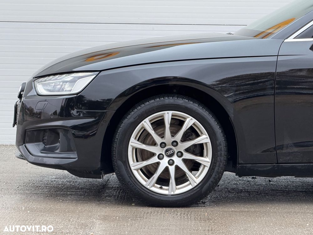AUDI A4 2022 — imagine 10