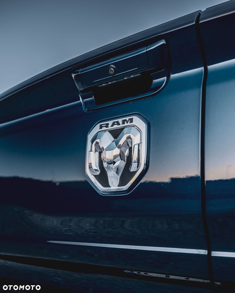 RAM 1500 5.7 eTorque Crew Cab Shortbed Longhorn Chrome - 40