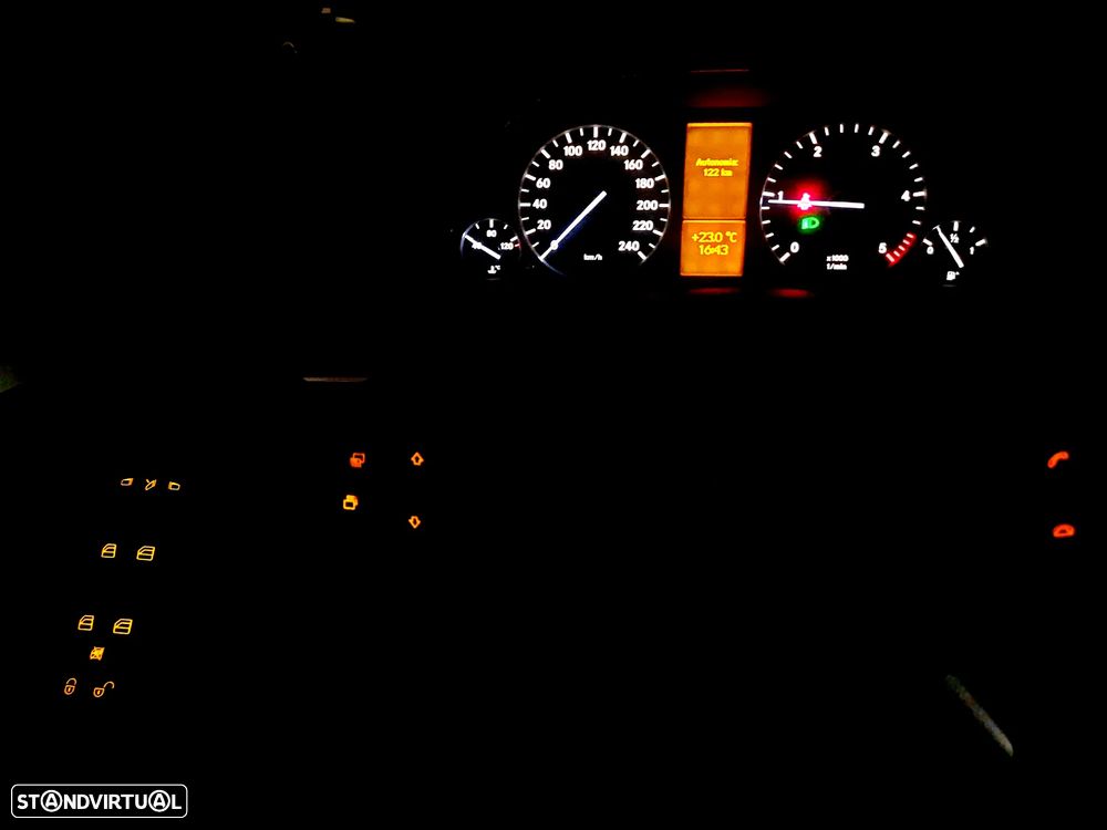 Mercedes-Benz B 200 CDI - 12