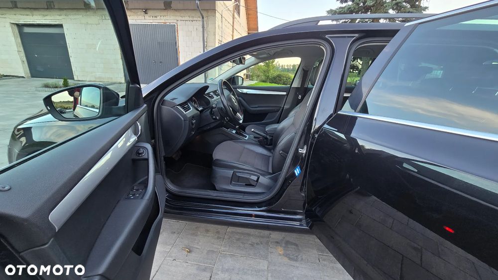 Skoda Octavia 1.4 TSI Elegance DSG - 8