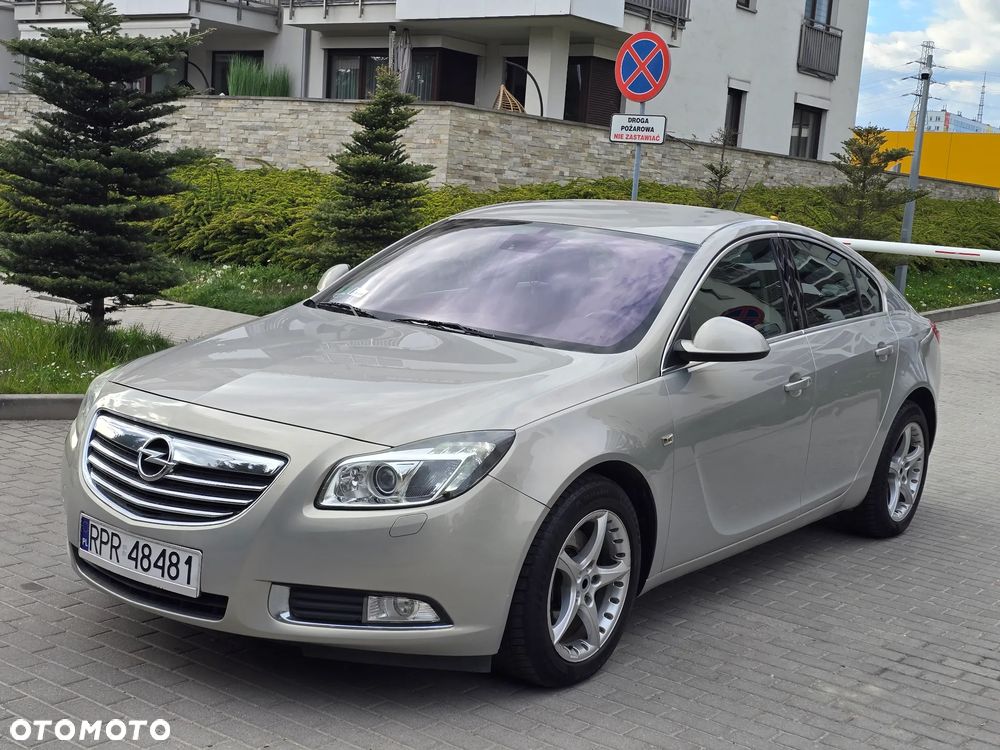 Opel Insignia - 15