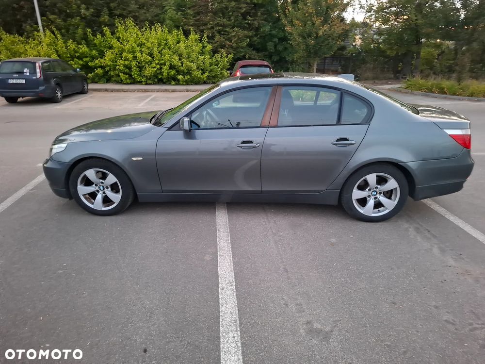 BMW Seria 5 520d - 4