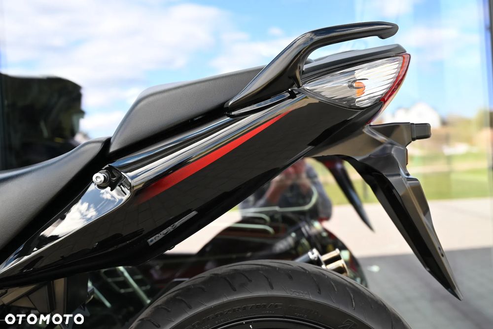 Honda CBF - 24