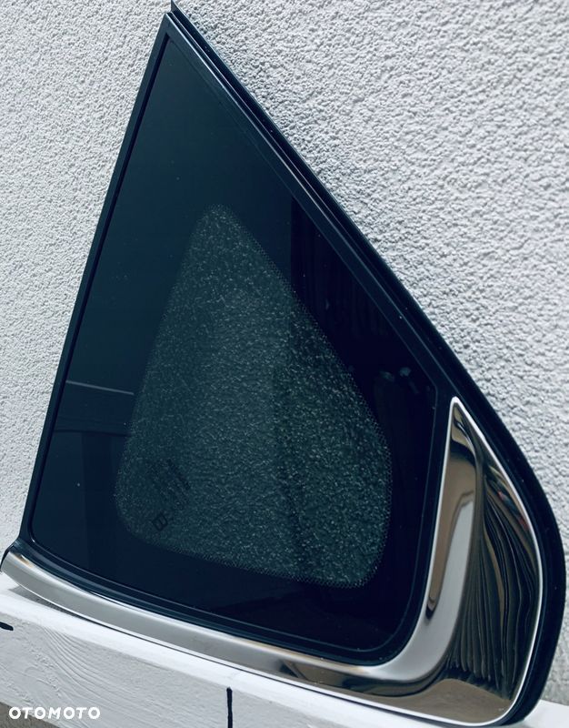 Szyba karoseryjna lewa tylna NISSAN PULSAR 2014- - 1
