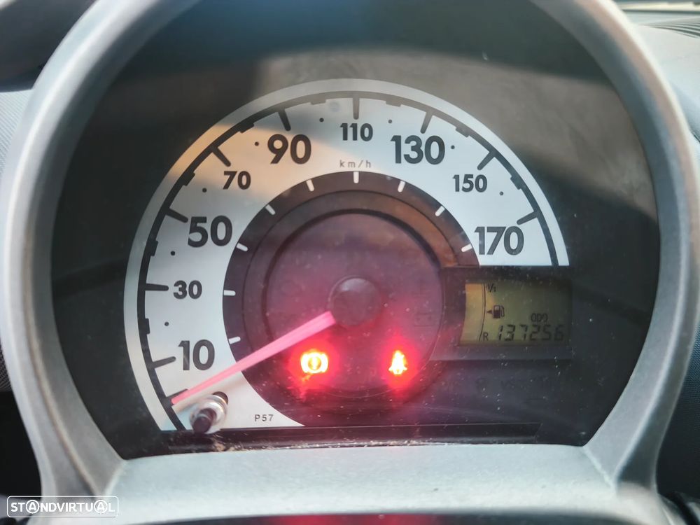 Peugeot 107 1.0 Trendy - 5