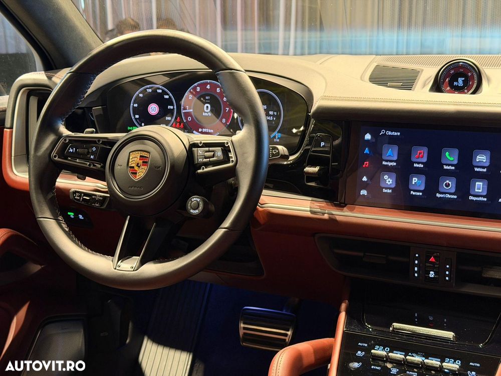 Porsche Cayenne - 27