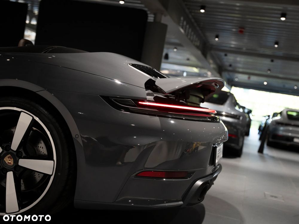 Porsche 911 - 23