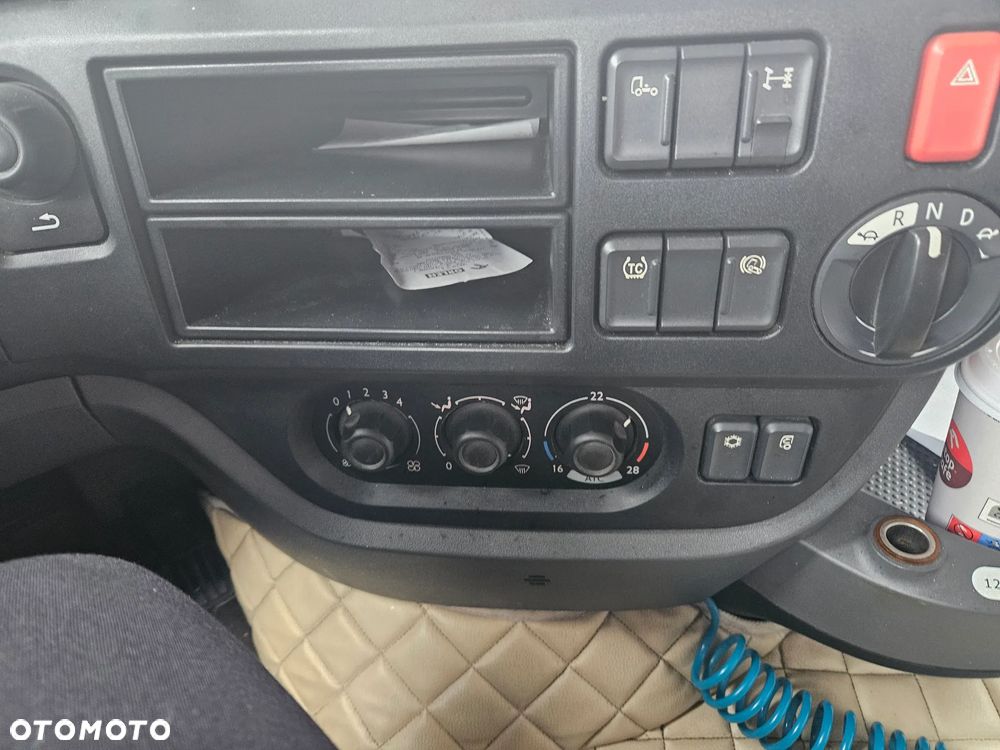 DAF XF460 Low Deck - 14