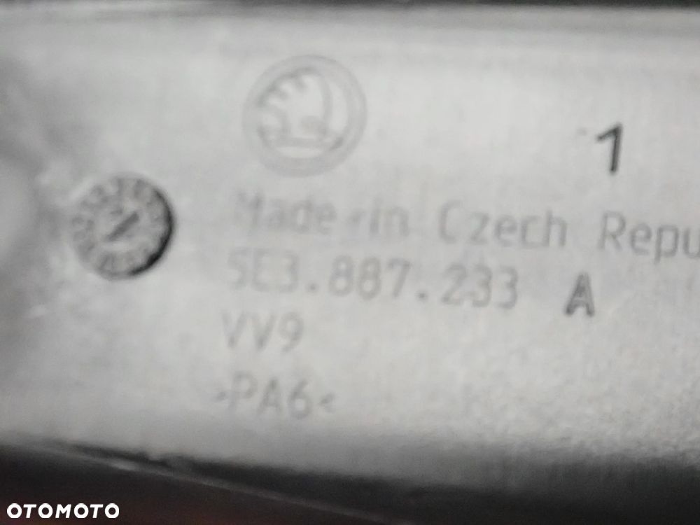 ZASLEPKA FOTELA VW TOURAN III  5TA  - 1123729XX, 1123728XX, 5H0887233B, 5TA885318, 5TA885317, 5E3887233A, 5G0887233C, 2GA858848, 2GA858847, 5TA883391B, 5TA883392B, 5TA885779, 5TA885750, 5Q0886193, 10A886197A, 2GA886197, 5TA885749, 5TA867464, 5TA867574, 5G0887187, 575887187, 575887233, 11A886197, 9918018344LH, 9918018345RH 40 ZŁ - 9