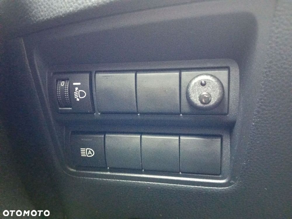 Toyota Yaris Hybrid 1.5 Comfort - 17