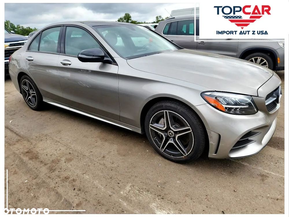 Mercedes-Benz Klasa C 300 T 4Matic 9G-TRONIC Exclusive - 1