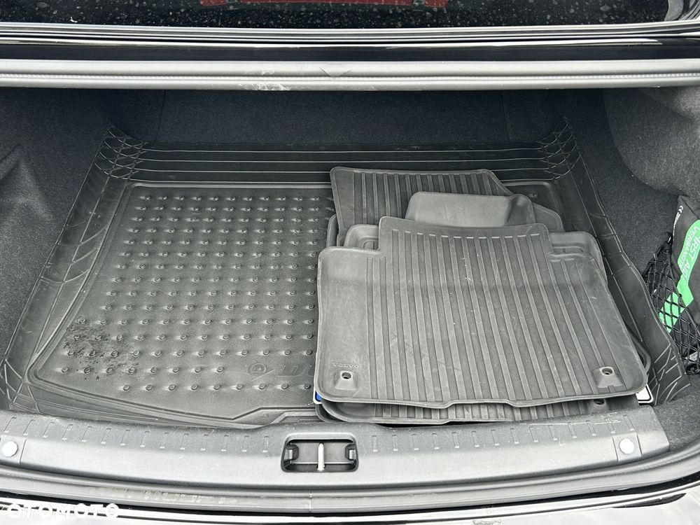 Volvo S90 - 29