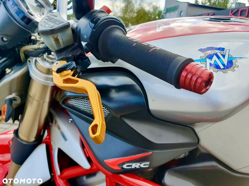 MV AGUSTA Brutale - 7