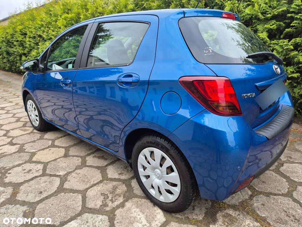 Toyota Yaris 1.33 Premium - 6