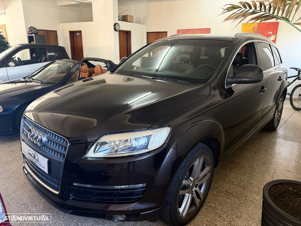 Audi Q7 3.0 TDi Sport Tiptronic - 4