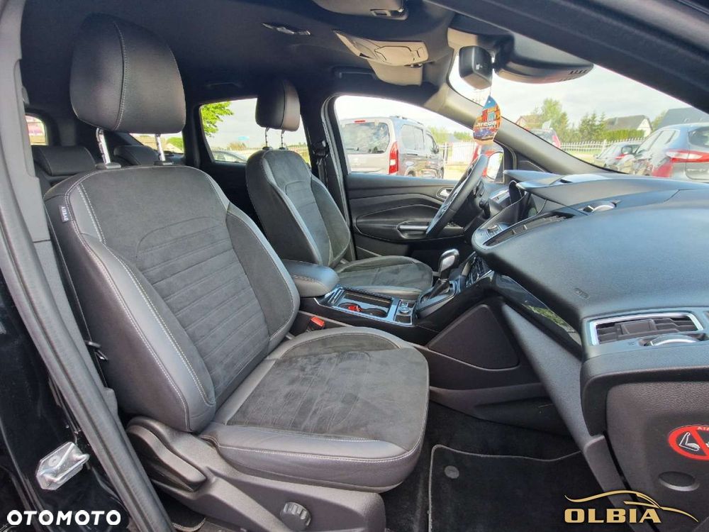 Ford Kuga - 24
