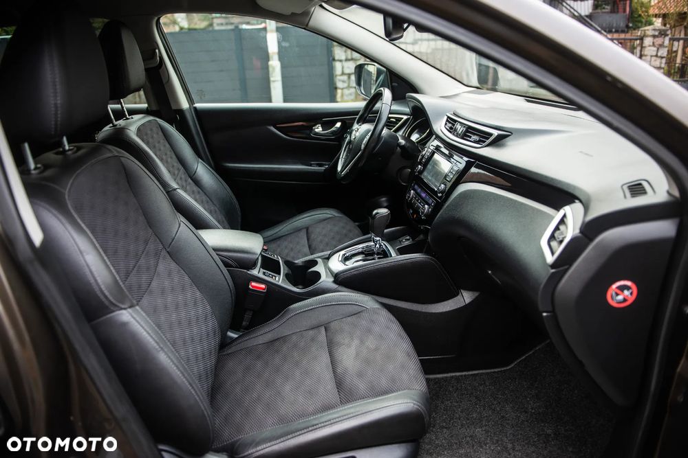 Nissan Qashqai 1.2 DIG-T Xtronic 360 - 27