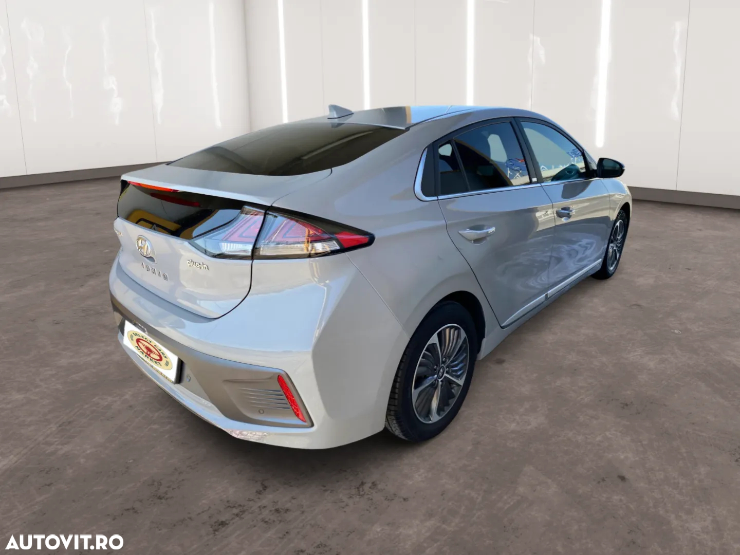Hyundai IONIQ Plug-in-Hybrid 1.6 GDI Style - 3