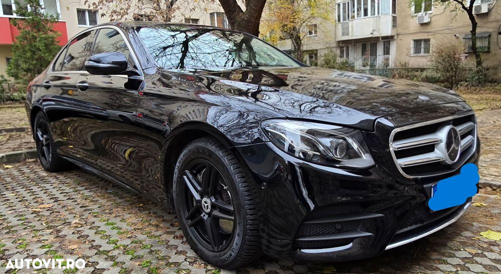 Mercedes-Benz E 220 d 4Matic T 9G-TRONIC Avantgarde - 3
