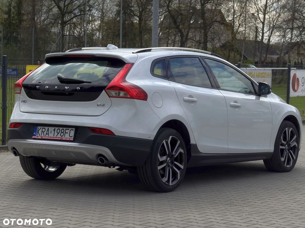 Volvo V40 Cross Country D3 Summum - 6