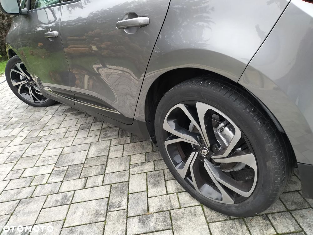 Renault Scenic - 8