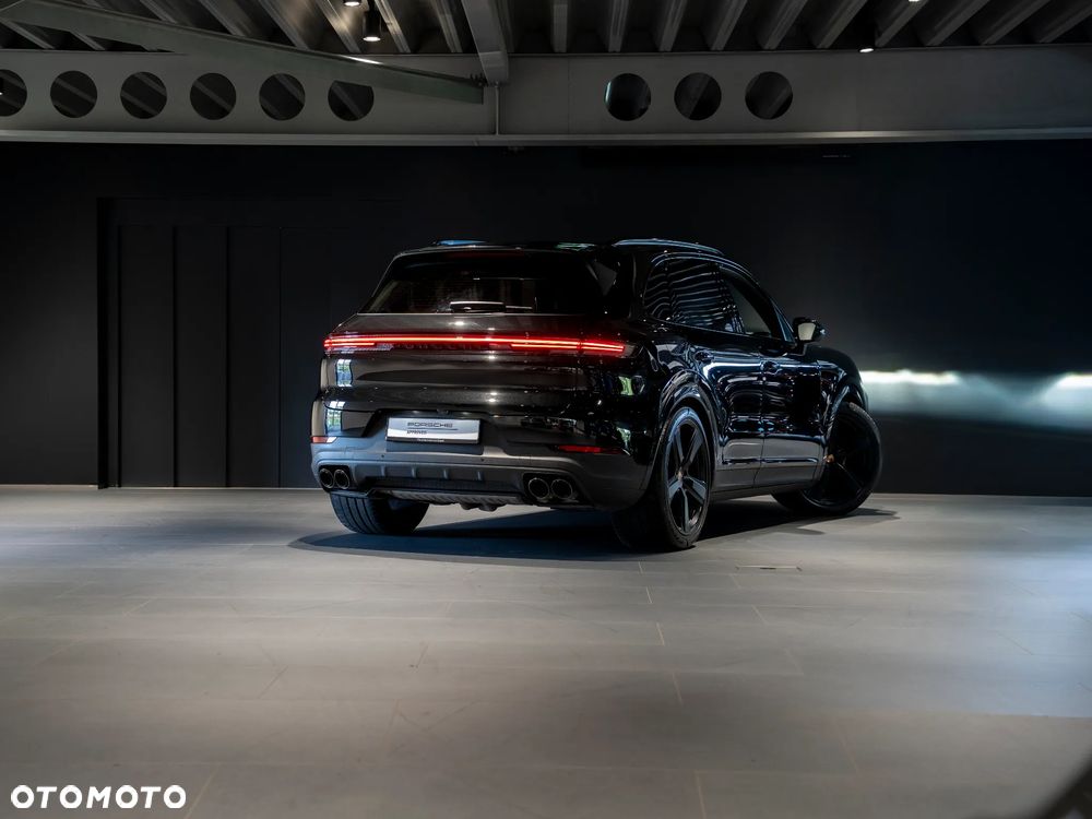 Porsche Cayenne Standard - 5