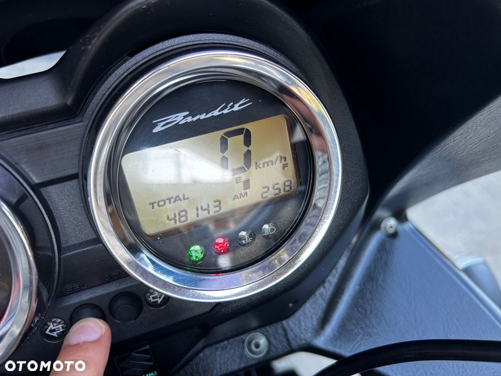 Suzuki Bandit - 13