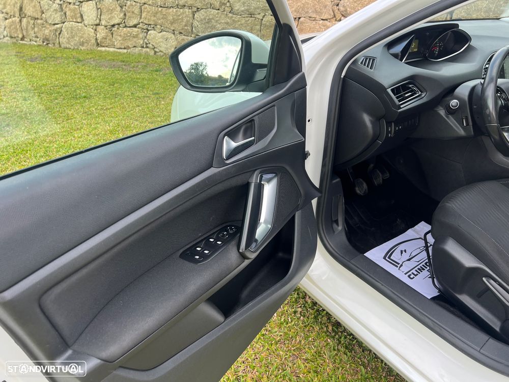 Peugeot 308 1.6 BlueHDi Allure J17 - 6