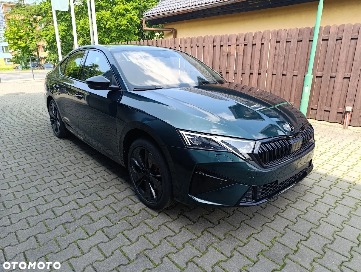 Skoda Octavia 2.0 TSI RS DSG - 6
