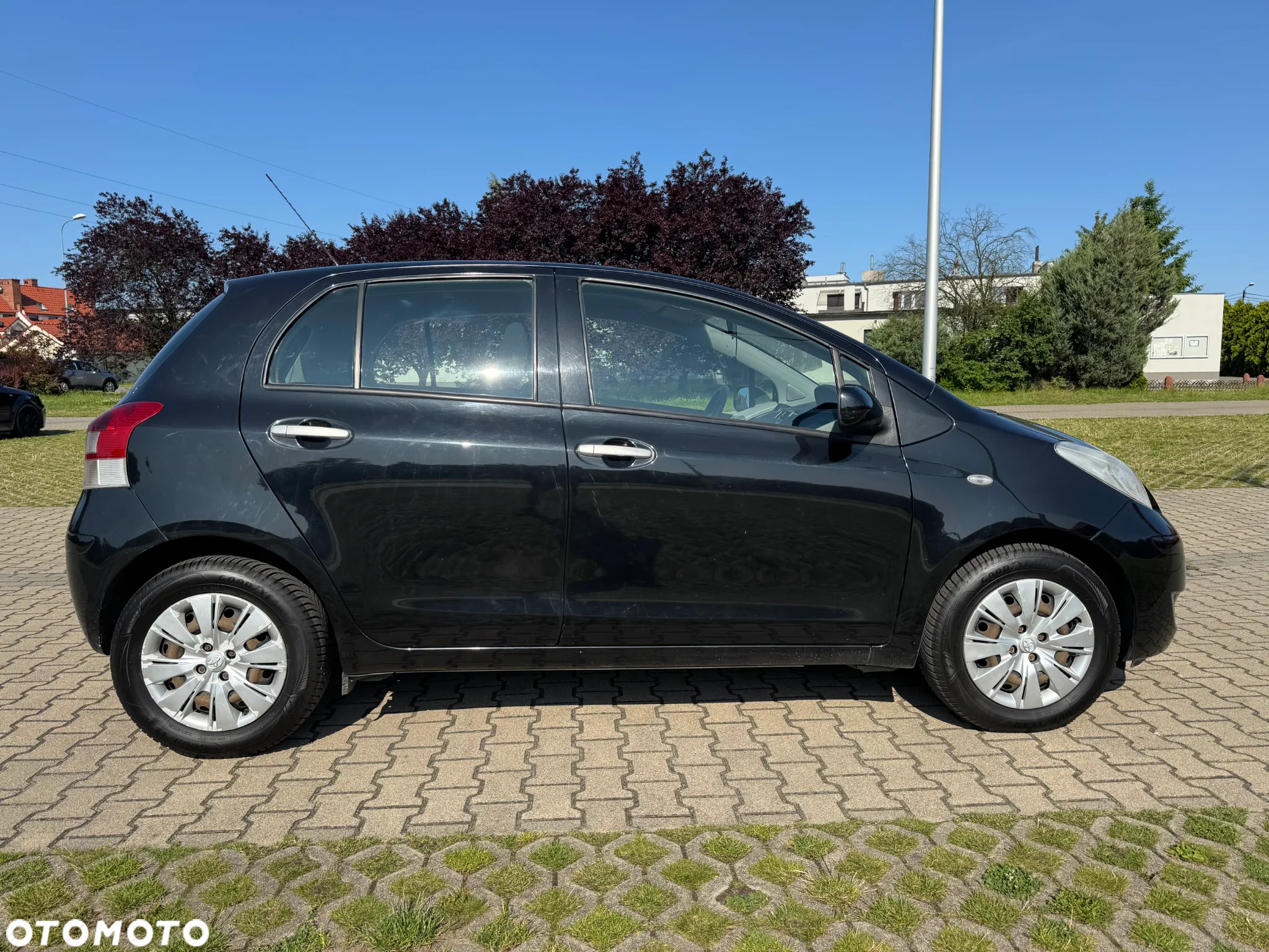 Toyota Yaris 1.33 Active - 8