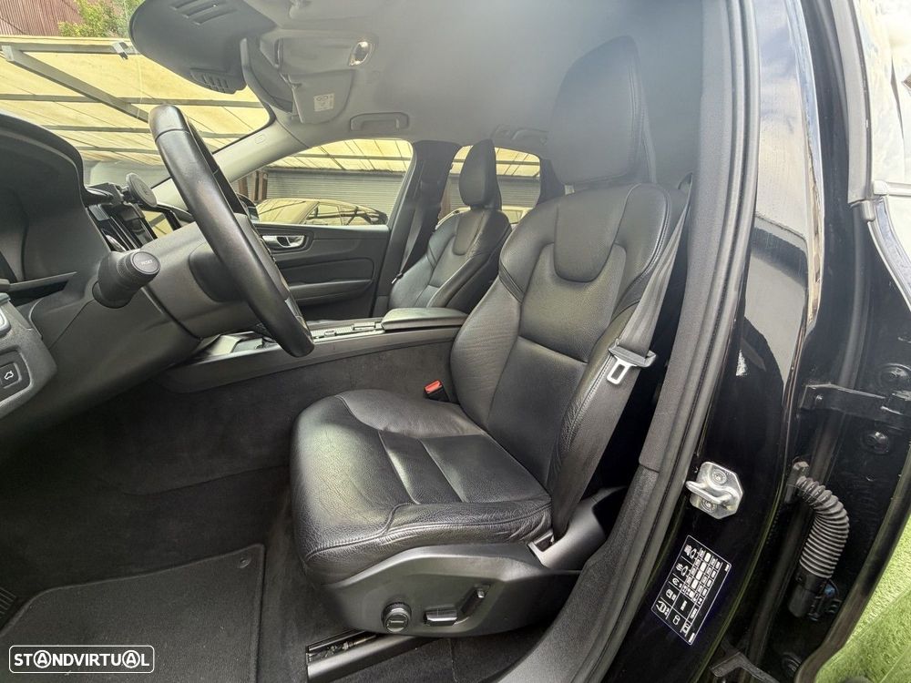 Volvo XC 60 2.0 D4 Momentum Plus Geartronic - 21