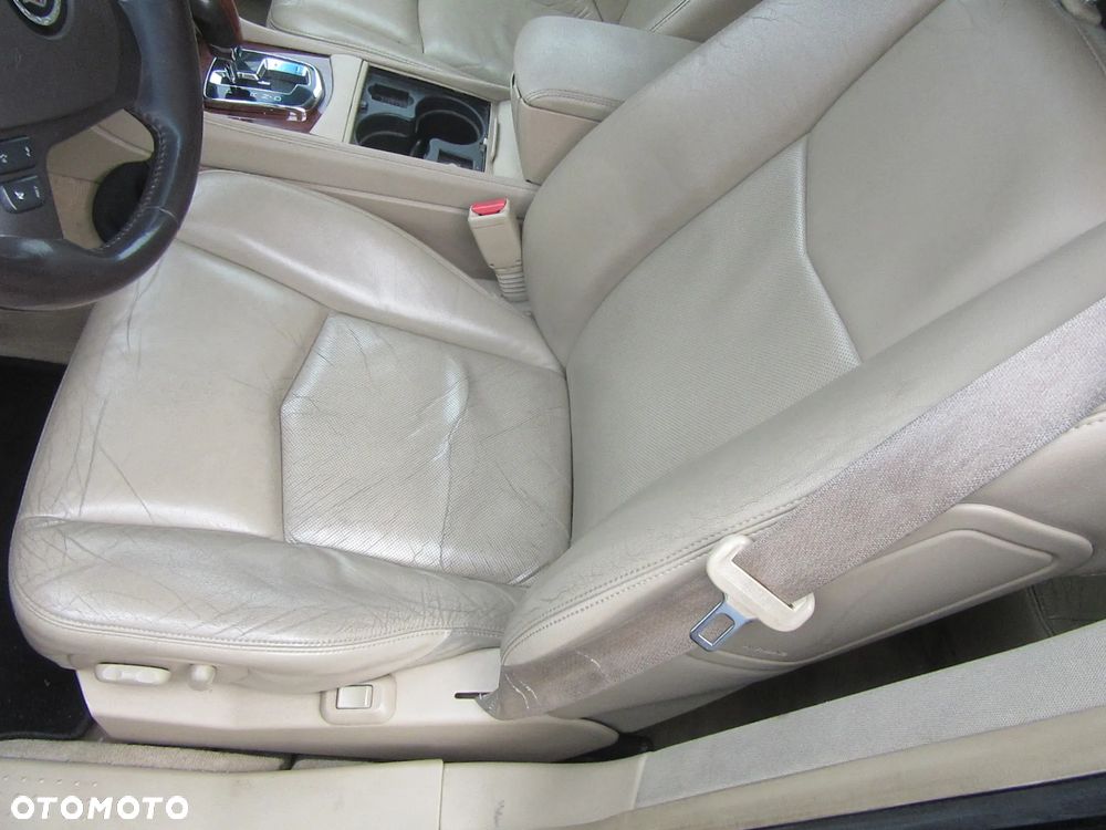 KANAPA FOTELE BOCZKI 5 osób Cadillac SRX 2007 Wszystkie części - 1