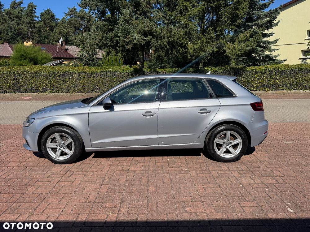Audi A3 Sportback 1.0 TFSI design - 2