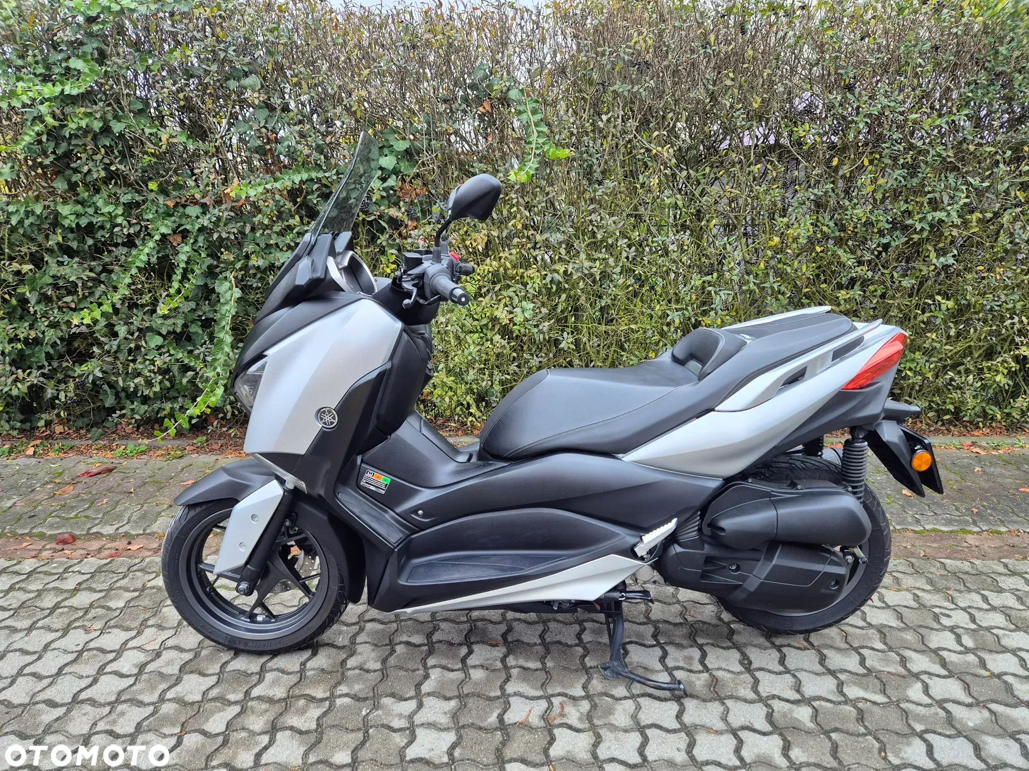 Yamaha X-max - 1