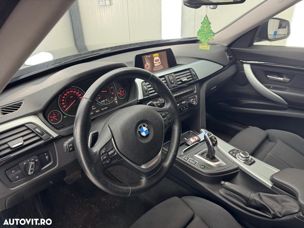 BMW Seria 3 320d Aut. Luxury Line - 8